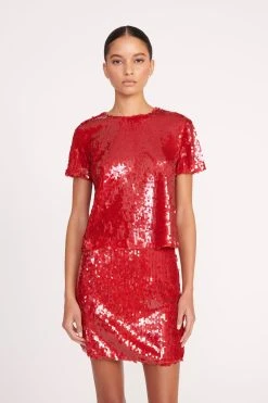 fashion -fashion 280 QUINCY TOP POINSETTIA 0376 web 910974c8 3d26 46e6 9804 9219cd767c6a