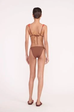 SISLEY STRING BOTTOM | CLOVE -fashion Bikini Brown 06054 web 1
