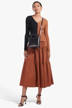 SEA SKIRT | TAN -fashion Cargo Sweater Tan Black Sea Skirt Tan 00926 web 9ea0784d e0a8 48ce 84e6 660ea750cc31