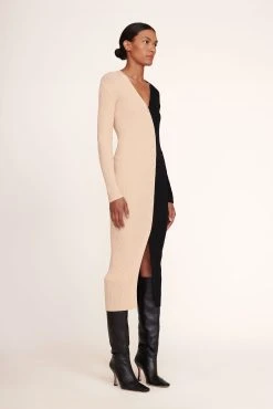 CAMI BOOT | BLACK 17 CAMI BOOT | BLACK -fashion Dana Dress Buff Black 3 Looks 021 edit web d0955f57 476a 4522 9092 17dd87f179da