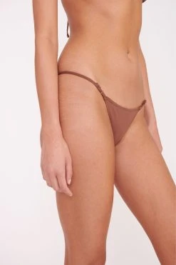 SISLEY STRING BOTTOM | CLOVE -fashion OLIVIA BEADED TOP SISLEY STRING BOTTOM CLOVE 00670 web