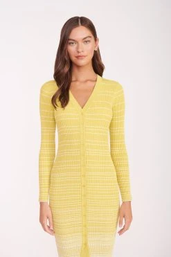 SHOKO SWEATER | POLLEN WHITE 12 SHOKO SWEATER | POLLEN WHITE -fashion SHOKO SWEATER POLLEN WHITE BRIGITTE MULE PAPER 04958 web 6ee6c3d7 867c 45e7 82e5 cbb9a550ce4c