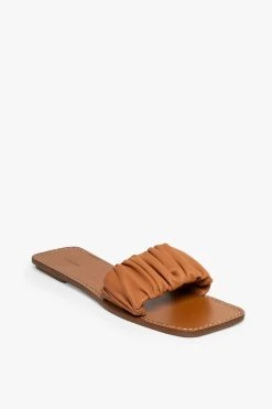 NINA RUCHED SANDAL | TAN