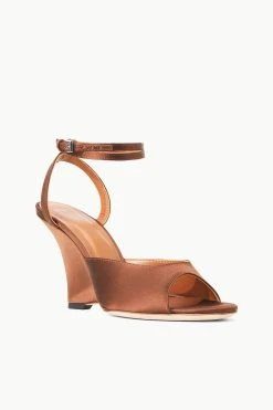 ANOUSH WEDGE | CLOVE -fashion STAUD ANOUSH WEDGE CLOVE FALL 23 ECOM 2