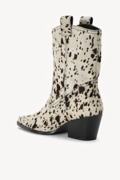 JUNE BOOT | BLACK WHITE HAIRCALF -fashion STAUD JUNE BOOT BWHCCALFHAIR SEASON 22 ECOM 3