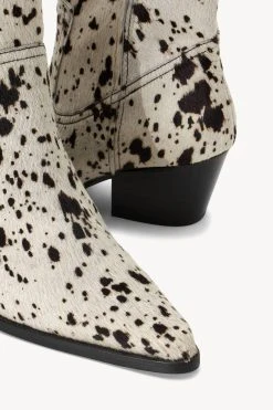 JUNE BOOT | BLACK WHITE HAIRCALF -fashion STAUD JUNE BOOT BWHCCALFHAIR SEASON 22 ECOM 5