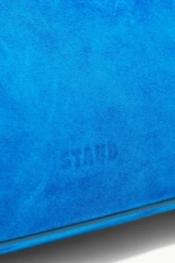LENNON SHOULDER BAG | DIRECTOR BLUE SUEDE -fashion STAUD LENNON SHOULDERBAG DIRECTORBLUE FALL 23 ECOM 4 50fd4e21 62b3 4feb b42e c1cafcf62179