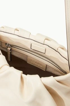 VALENTINA BUCKET BAG | CREAM -fashion STAUD VALENTINA BAG CREAM SUPF 23 ECOM 4