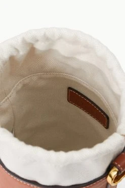 WATER BOTTLE BAG | TAN -fashion STAUD WATERBOTTLE BAG TAN SUPF 23 ECOM 4