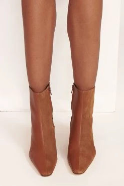 WALLY SPLIT ANKLE BOOT | TAN -fashion Wally Split Ankle Black 024 edit web