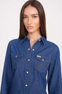 STAUD + WRANGLER THE WESTERN SHIRT | DARK RINSE -fashion Wrangler 0833 web