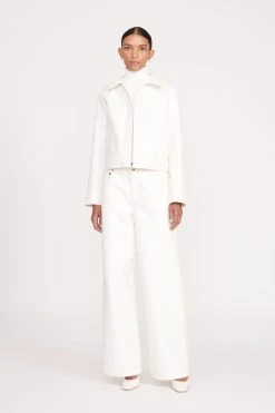 GLAZING JACKET | WHITE VEGAN PATENT -fashion fall 23 1205 web