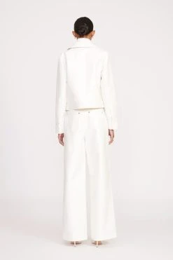 GLAZING JACKET | WHITE VEGAN PATENT -fashion fall 23 1211 web
