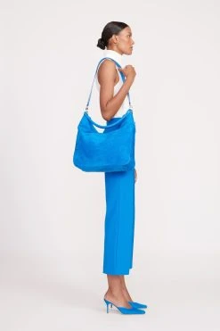PERRY BAG | DIRECTOR BLUE SUEDE -fashion fall 23 1425 web