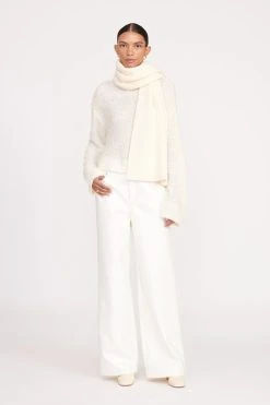 KNIT MERINO SCARF | IVORY -fashion fall 23 1537 web