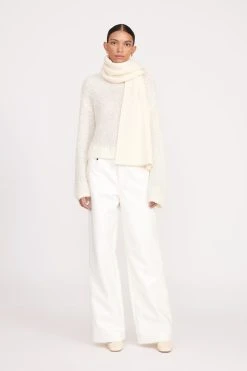 KNIT MERINO SCARF | IVORY -fashion fall 23 1541 web