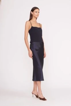 MILES REVERSIBLE TOP | NAVY -fashion miles top navy 5 14f3c6e2 e29c 49ab b1bc 59414d85fc27