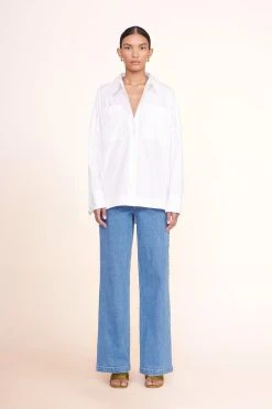 PAYTON TOP | WHITE -fashion payton top white painter pant medium wash 00933 web