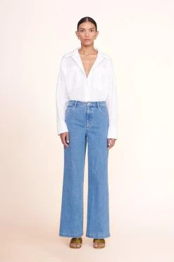 PAYTON TOP | WHITE -fashion payton top white painter pant medium wash 00964 web