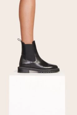 DUTCH BOOT | BLACK -fashion shoes 0782 web