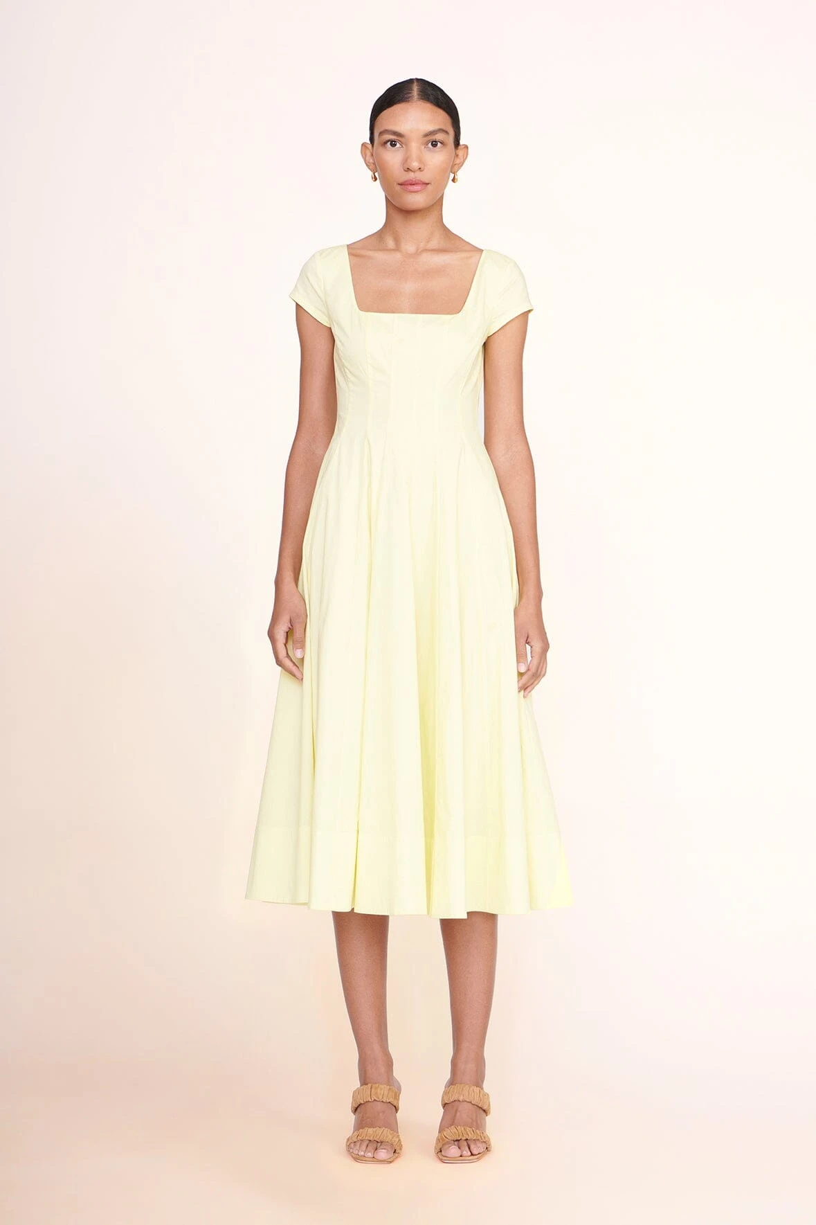 SHORT SLEEVE WELLS DRESS | SUNRAY 3 SHORT SLEEVE WELLS DRESS | SUNRAY